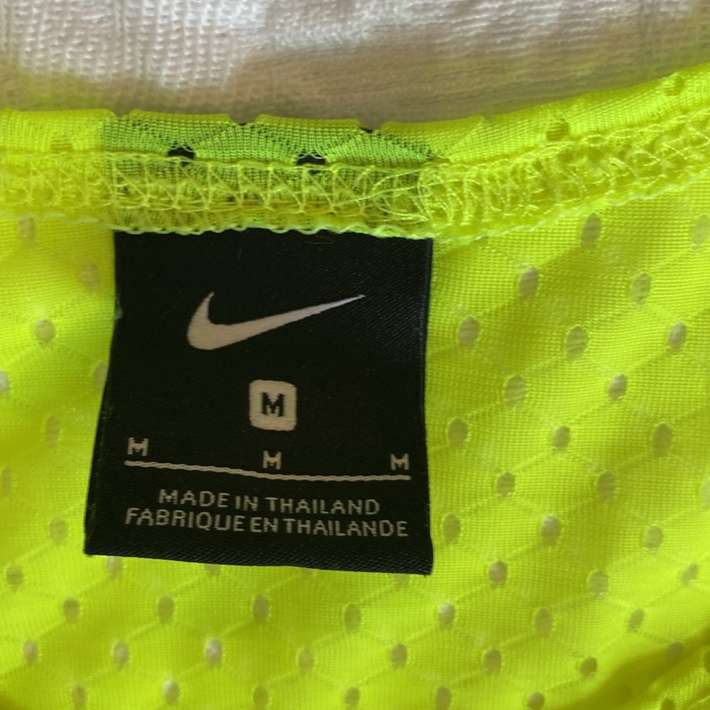 Nike Neon Green/Yellow Jersey Breathable Mesh Sleeveless Crop Top Medium - Picture 3 of 7